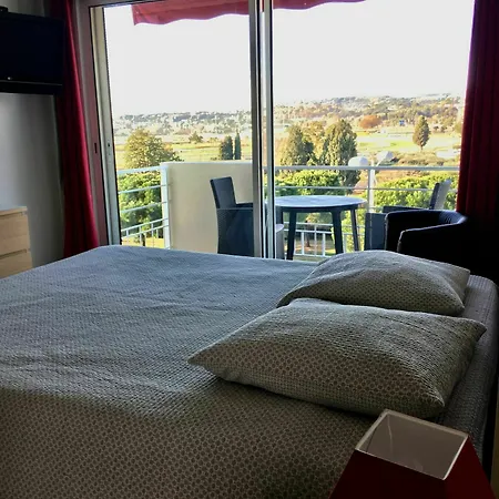 Holiday home Meublee Studiotel Cagnes-sur-Mer